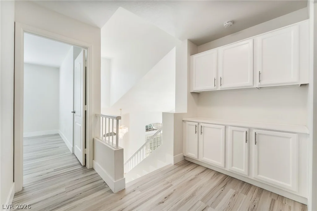 2109 Desert Peak, Las Vegas, NV 89134