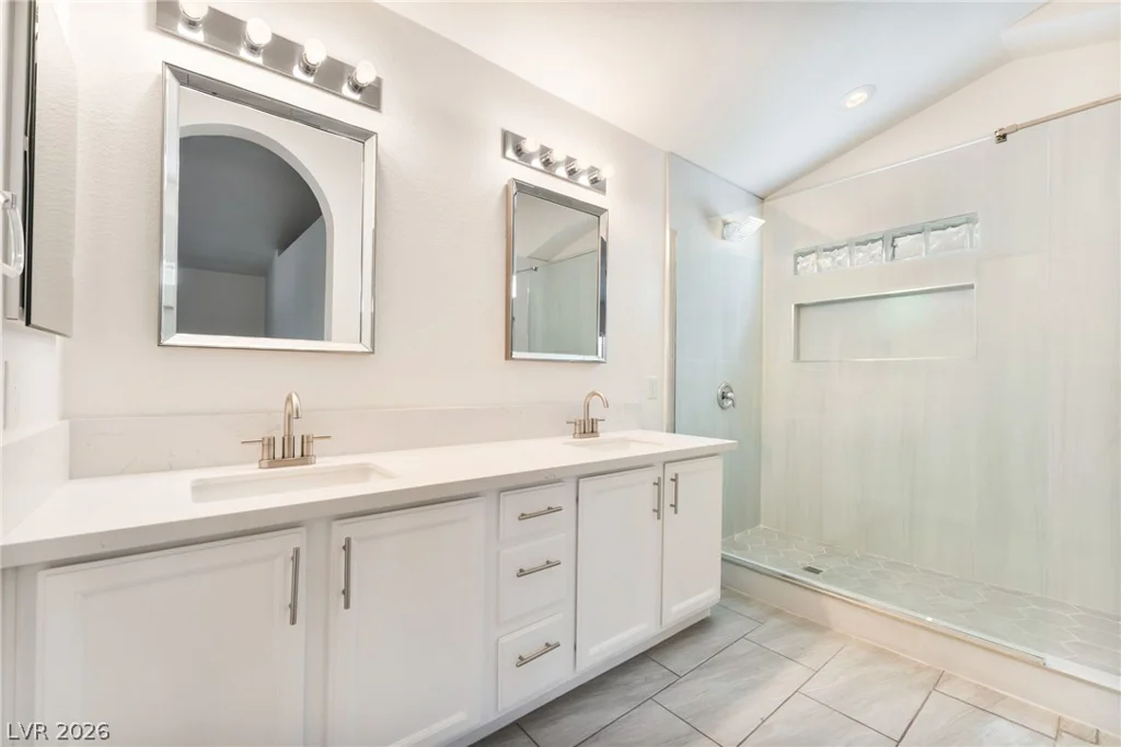 2109 Desert Peak, Las Vegas, NV 89134
