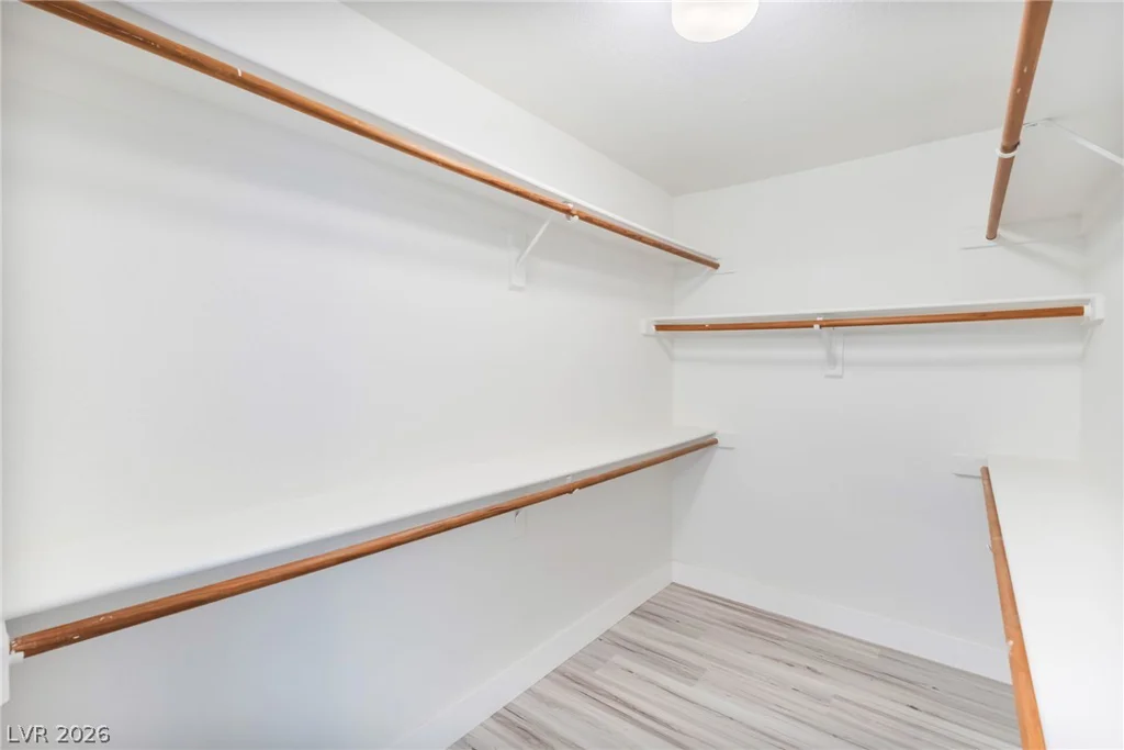 2109 Desert Peak, Las Vegas, NV 89134