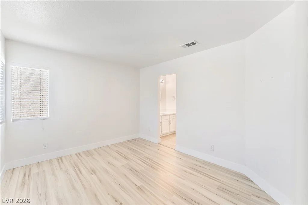 2109 Desert Peak, Las Vegas, NV 89134