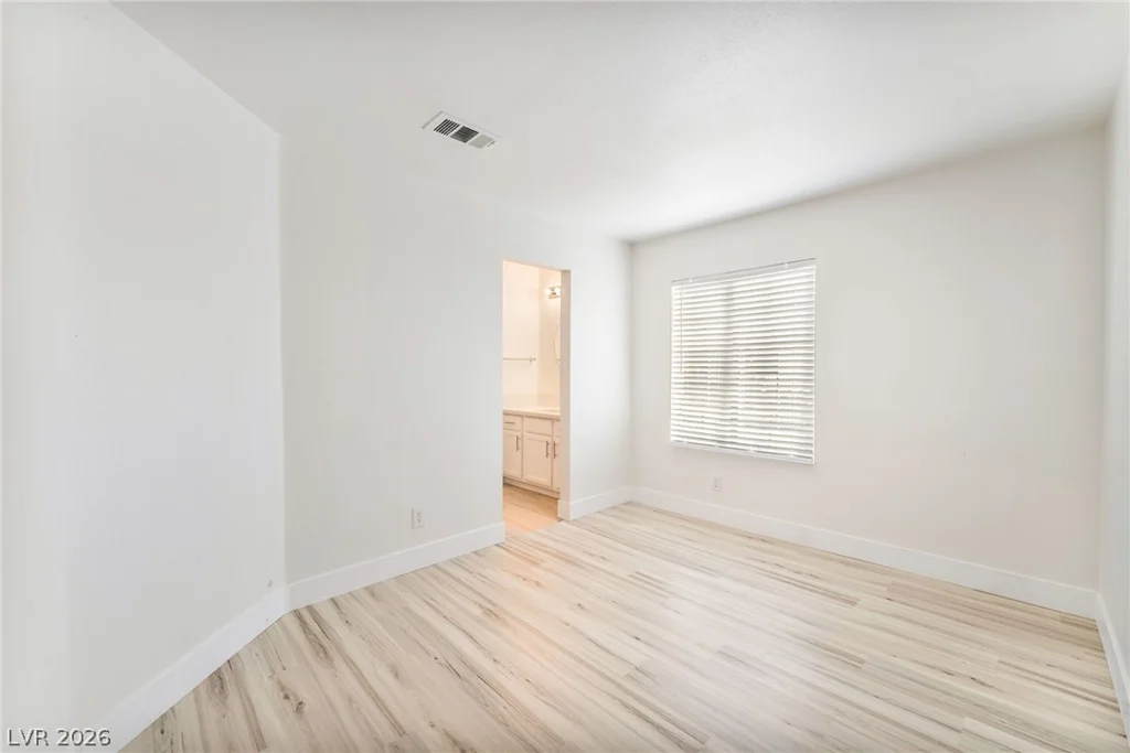 2109 Desert Peak, Las Vegas, NV 89134