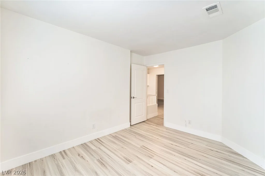 2109 Desert Peak, Las Vegas, NV 89134