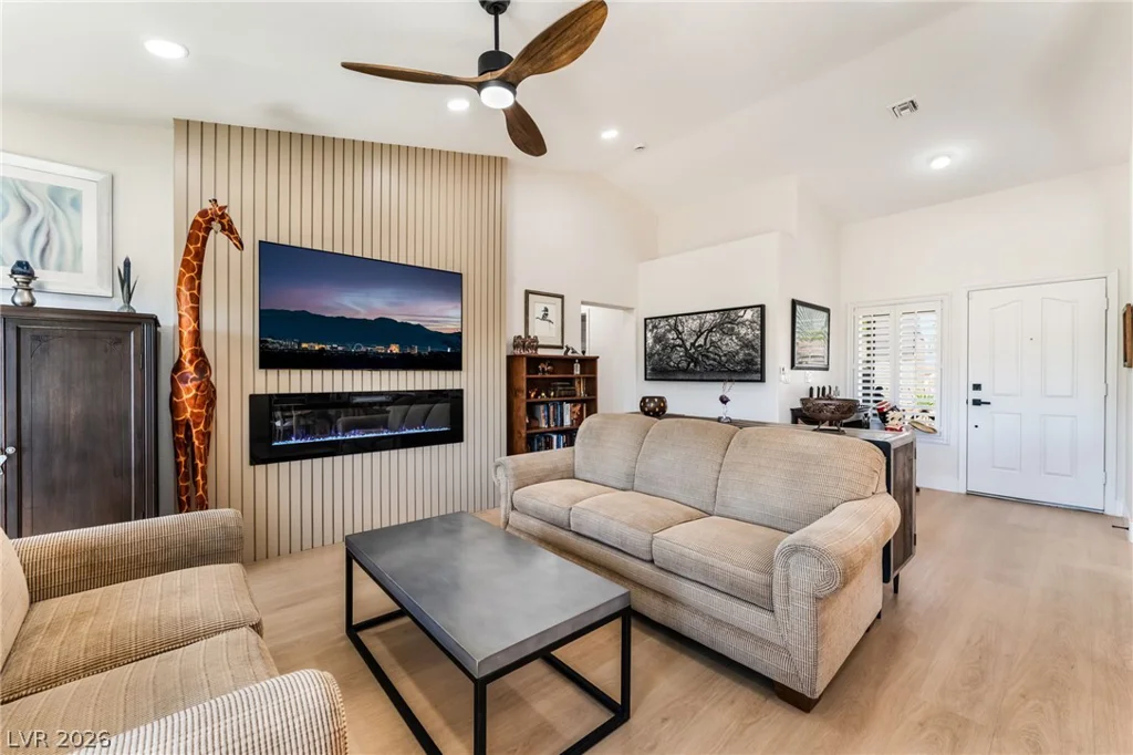 9369 Villa Ridge, Las Vegas, NV 89134