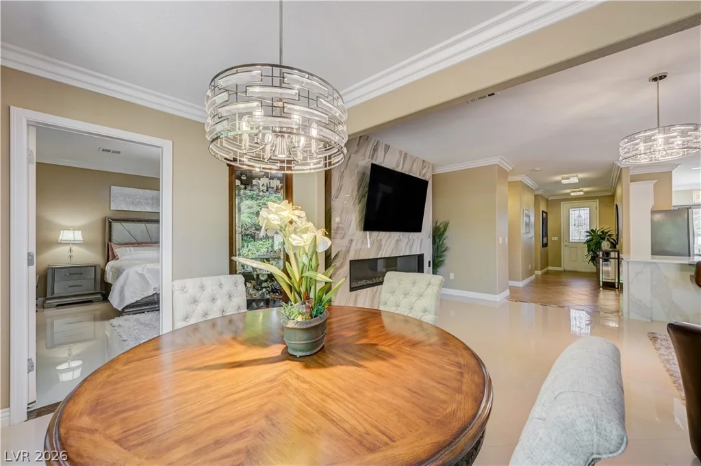 2094 Sawtooth Mountain, Henderson, NV 89044