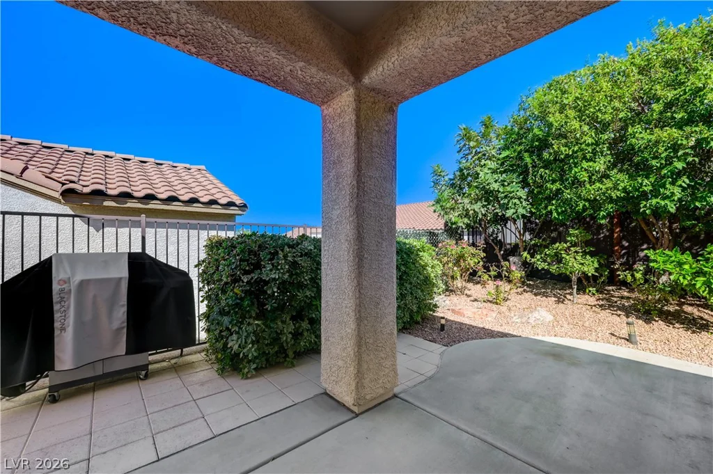 2094 Sawtooth Mountain, Henderson, NV 89044