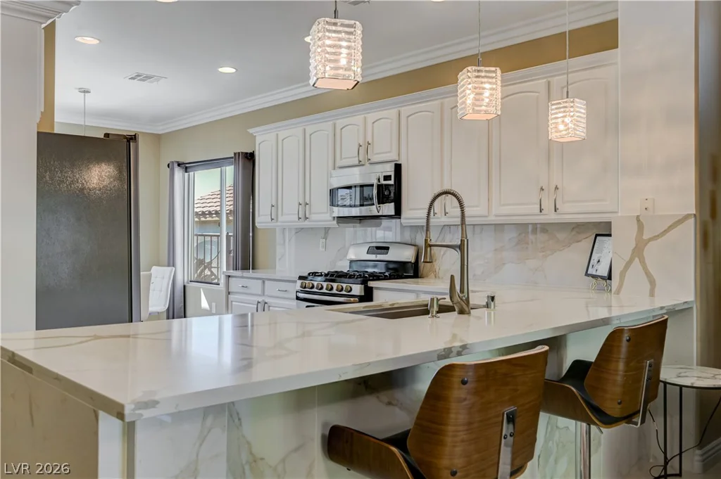 2094 Sawtooth Mountain, Henderson, NV 89044