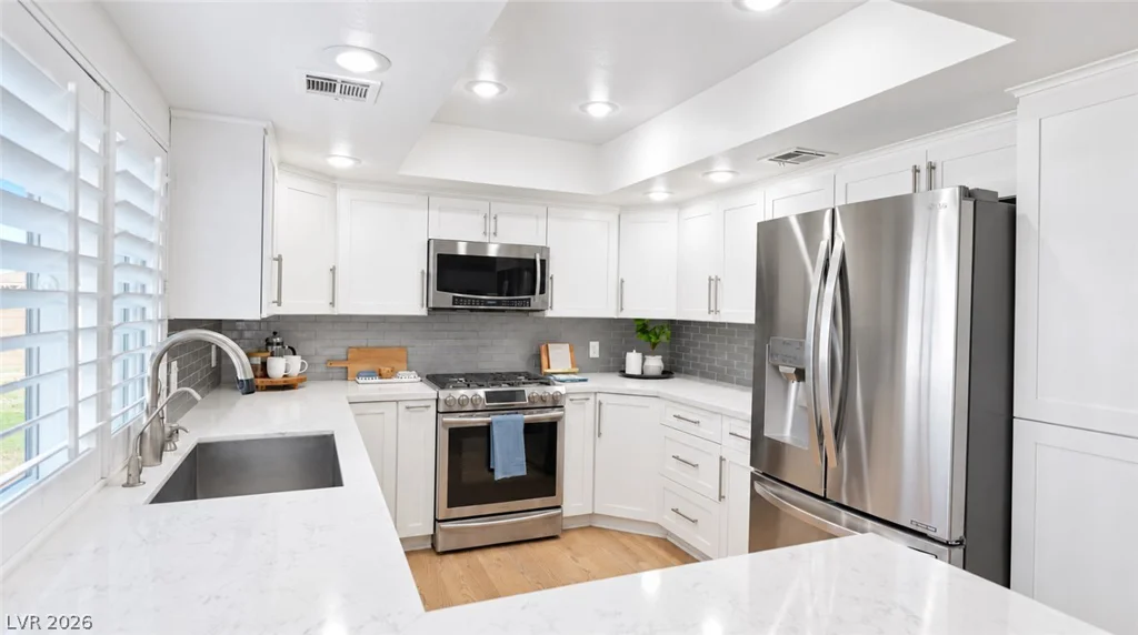 802 Cherry, Henderson, NV 89002