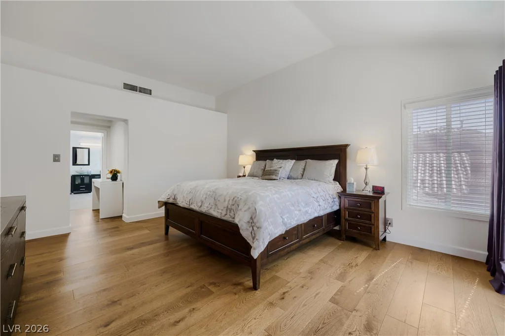 5105 Turnberry, Las Vegas, NV 89113