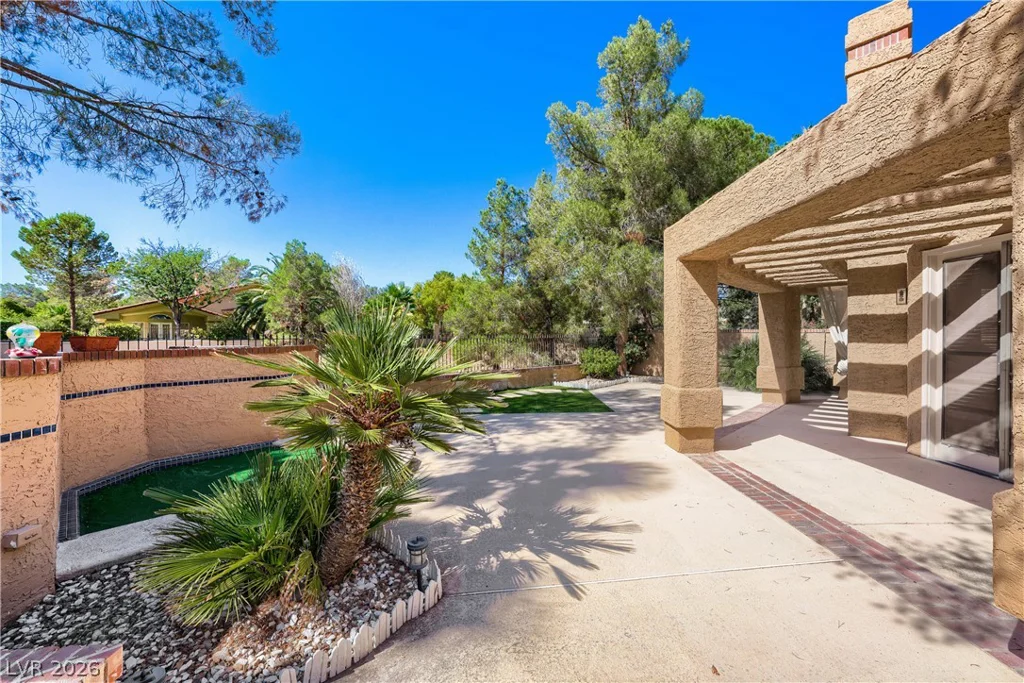 5105 Turnberry, Las Vegas, NV 89113