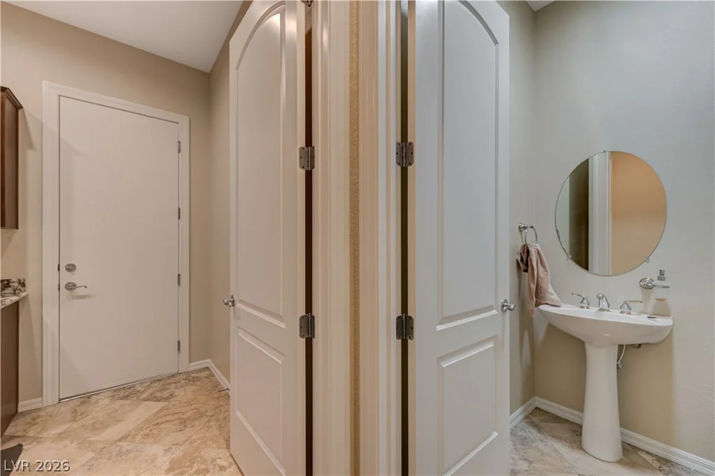 2365 Fayetteville, Henderson, NV 89052