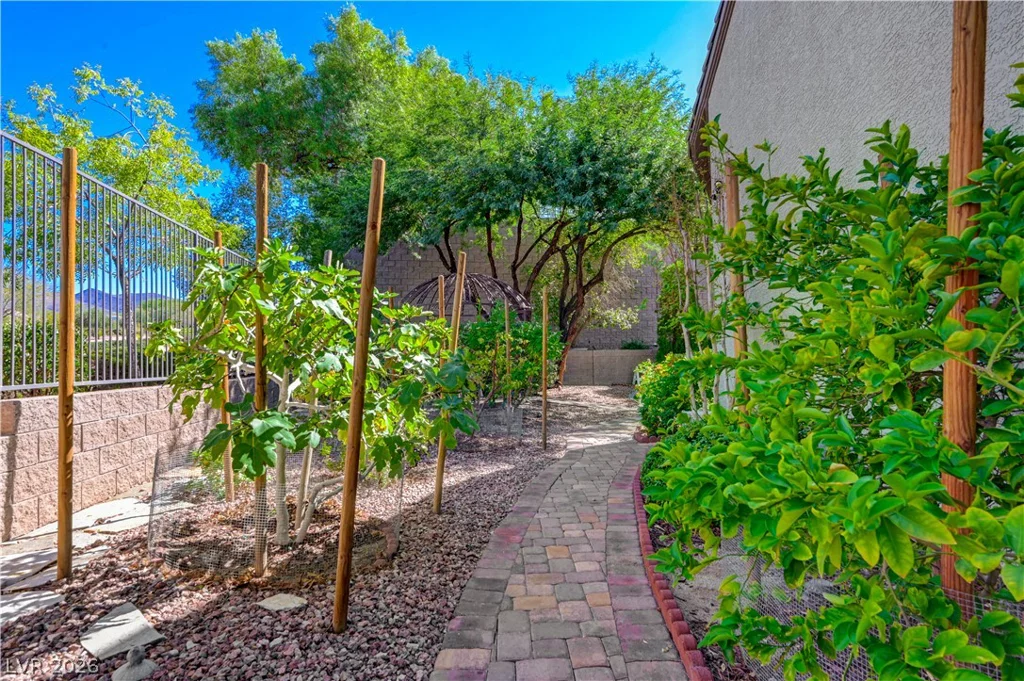 2365 Fayetteville, Henderson, NV 89052