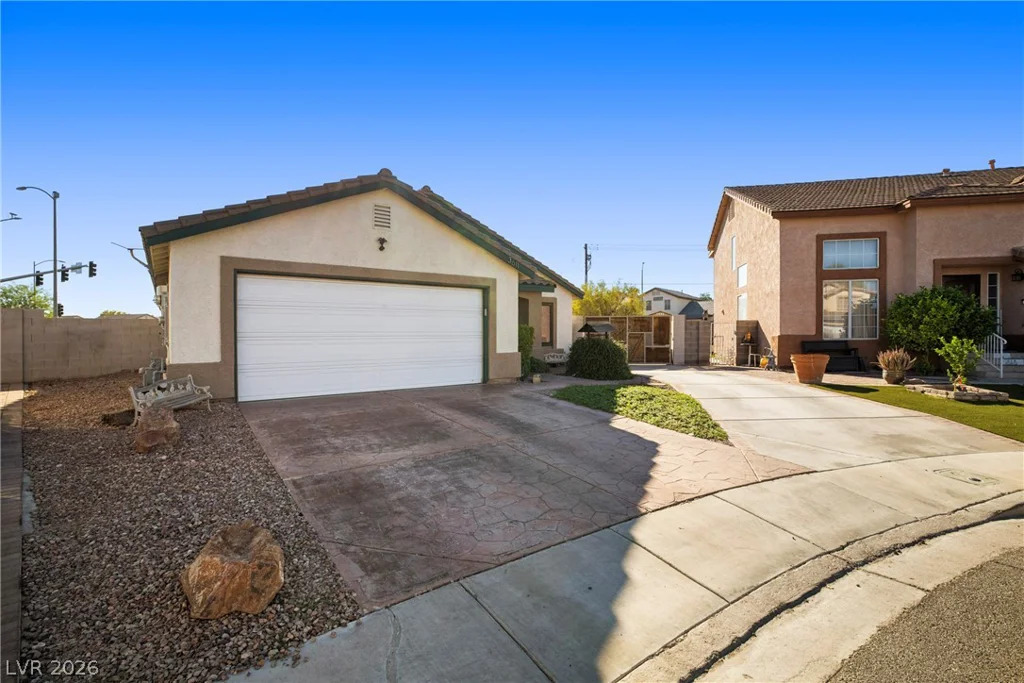 3611 Russian Olive, North Las Vegas, NV 89032