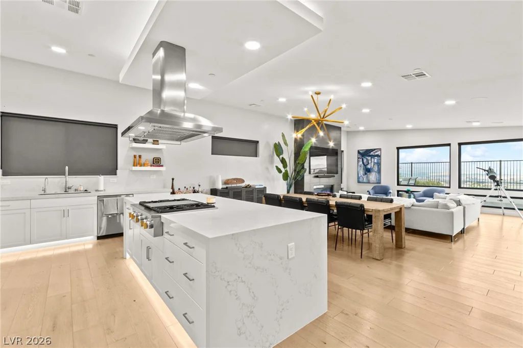 810 Bolide, Las Vegas, NV 89138