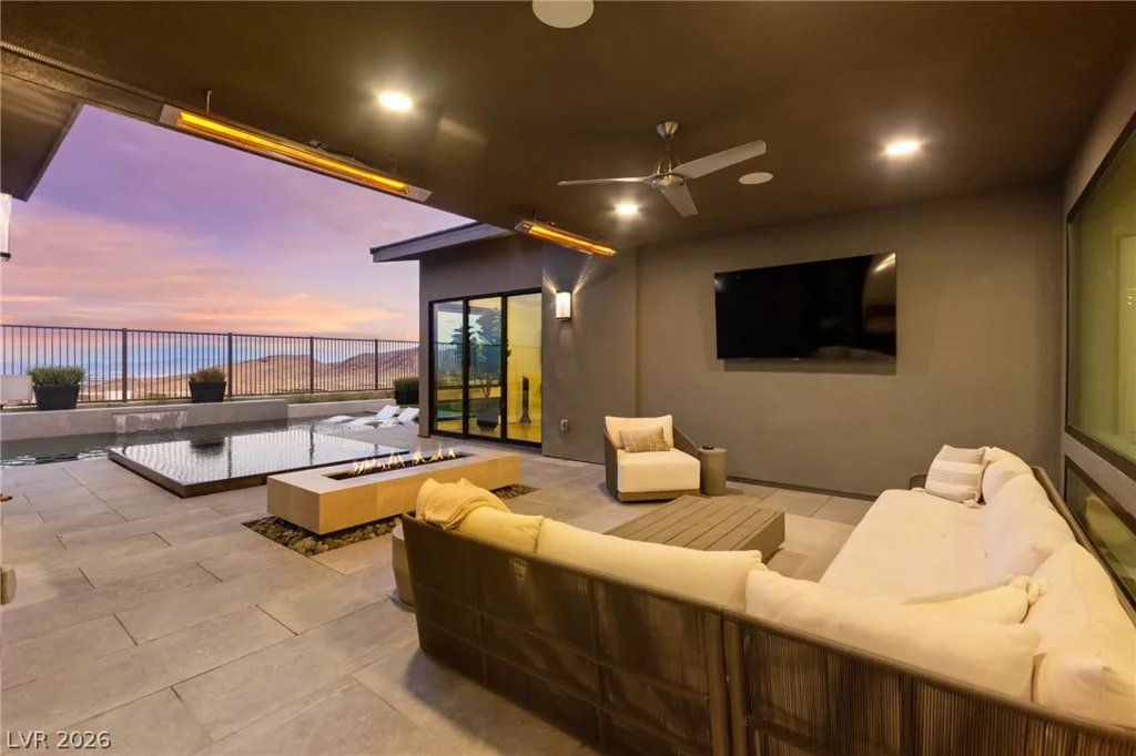 810 Bolide, Las Vegas, NV 89138