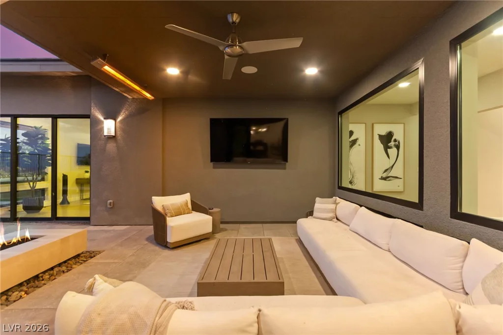 810 Bolide, Las Vegas, NV 89138