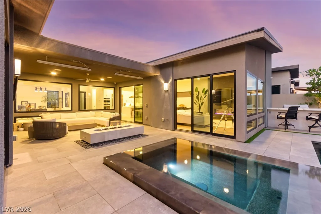 810 Bolide, Las Vegas, NV 89138