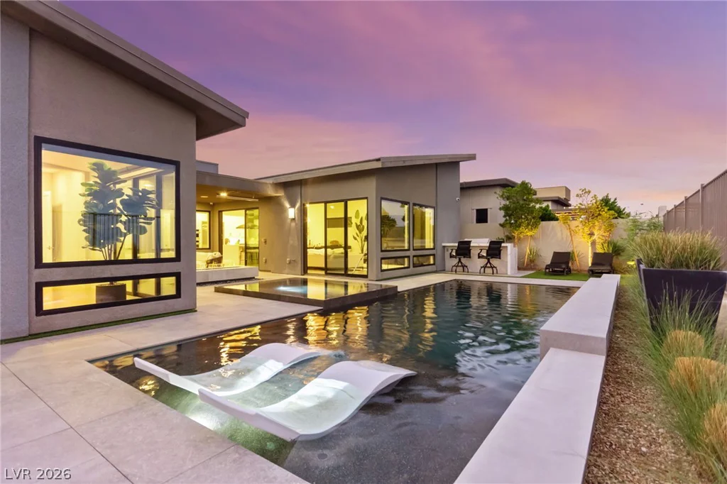 810 Bolide, Las Vegas, NV 89138