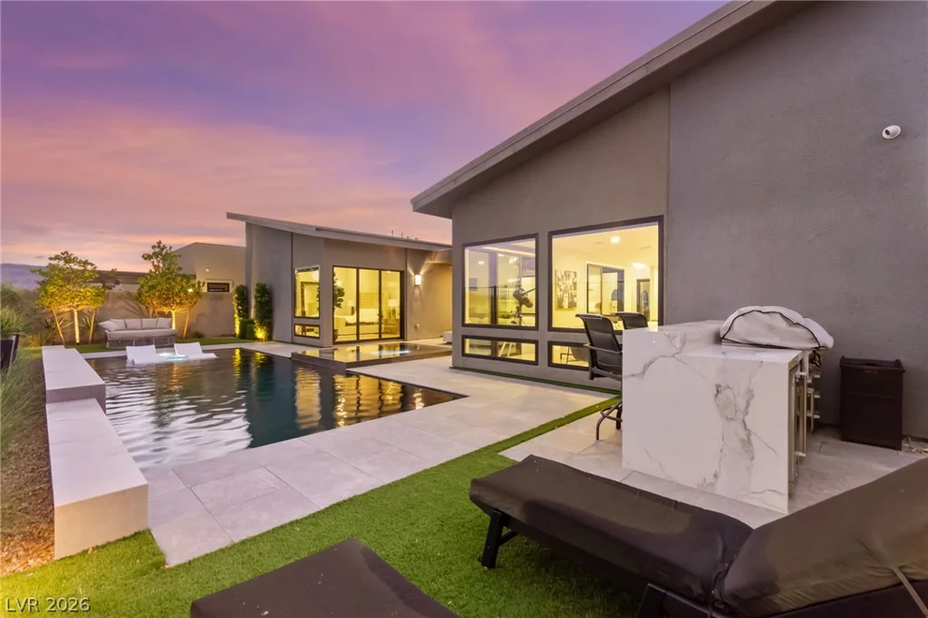 810 Bolide, Las Vegas, NV 89138
