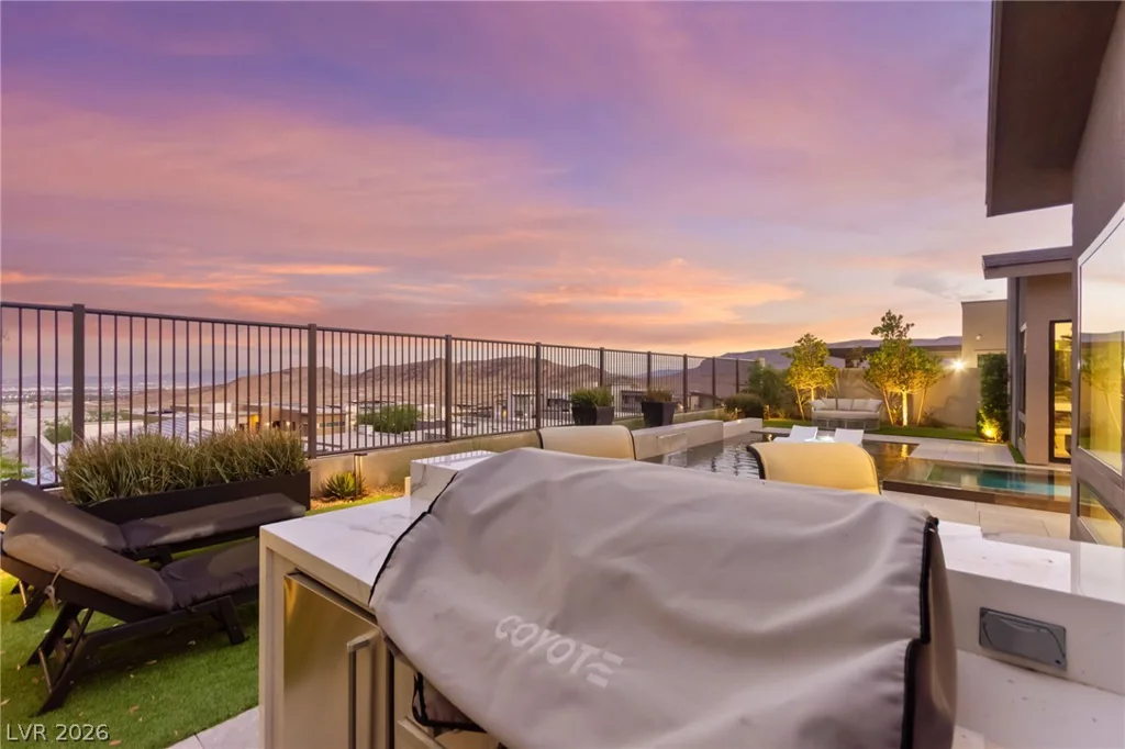 810 Bolide, Las Vegas, NV 89138