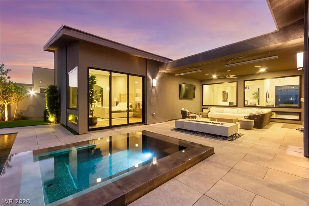 810 Bolide, Las Vegas, NV 89138