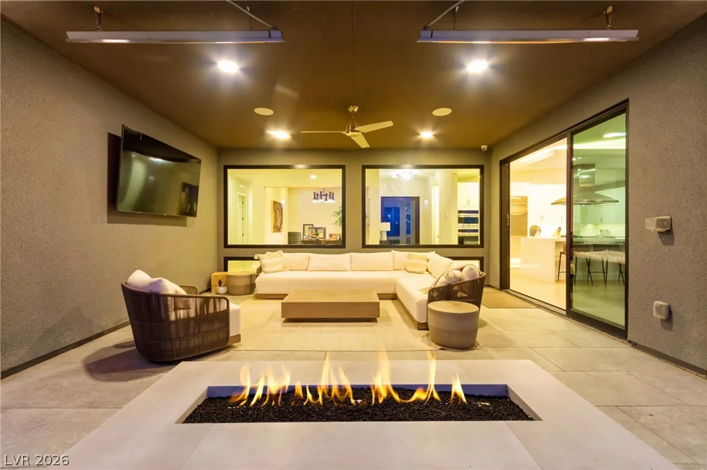 810 Bolide, Las Vegas, NV 89138