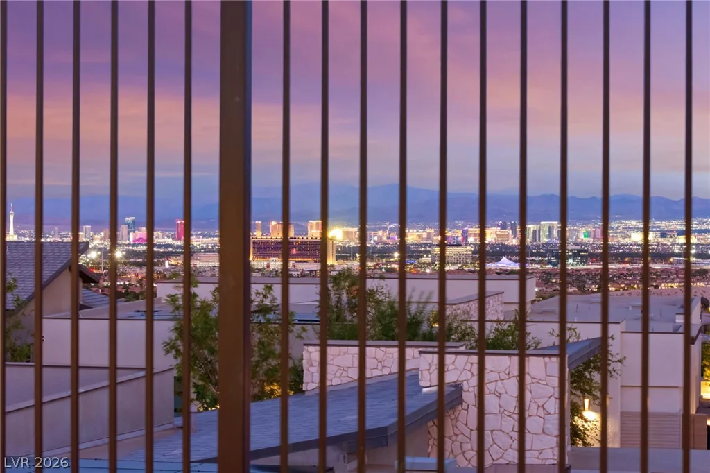 810 Bolide, Las Vegas, NV 89138