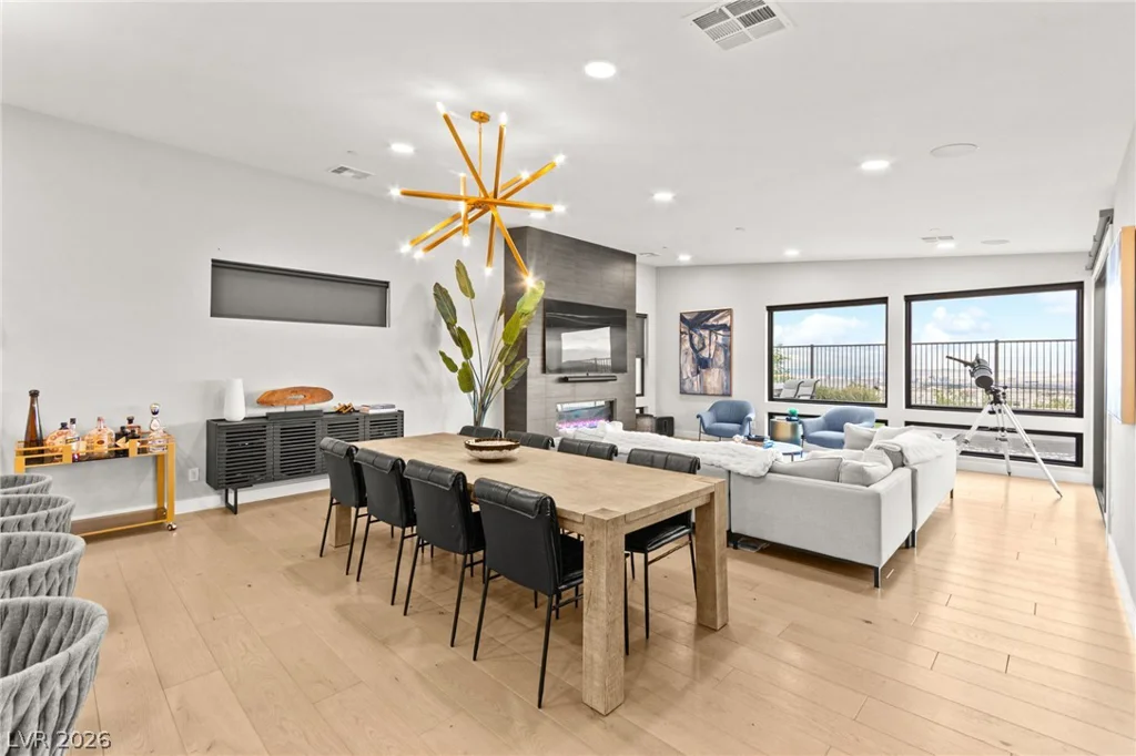 810 Bolide, Las Vegas, NV 89138