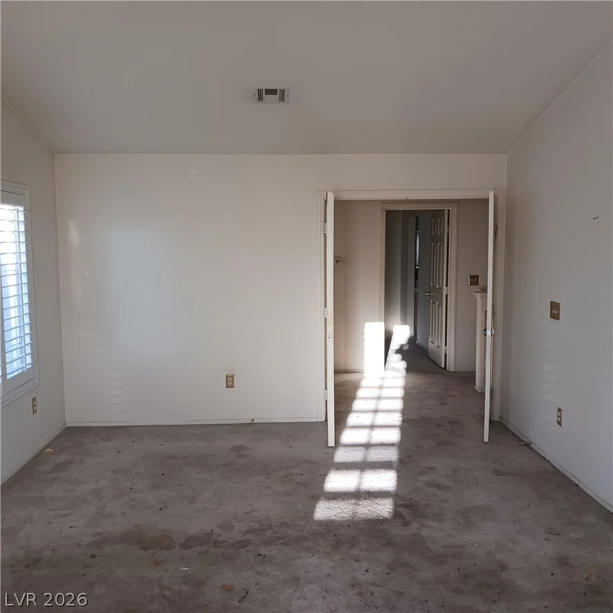 5201 Torrey Pines, Las Vegas, NV 89118