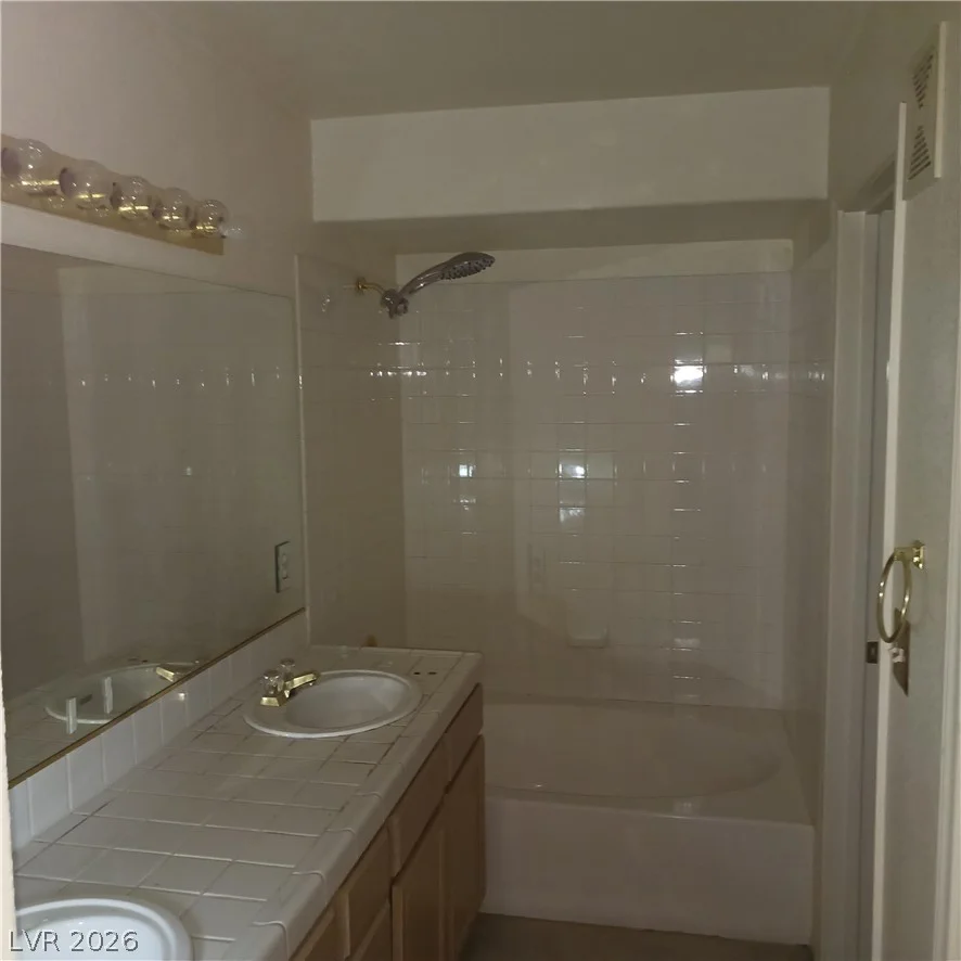 5201 Torrey Pines, Las Vegas, NV 89118