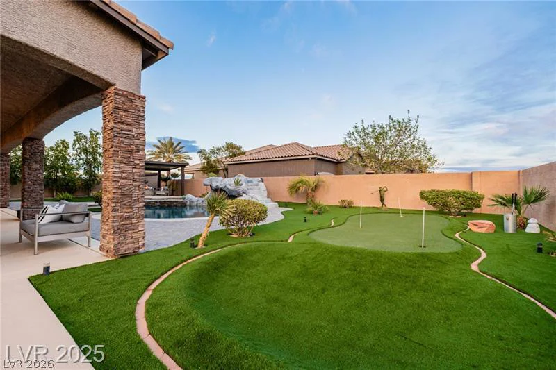 7682 Rafter, Las Vegas, NV 89139