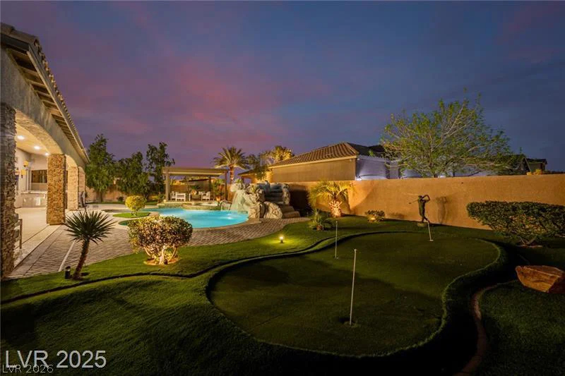 7682 Rafter, Las Vegas, NV 89139