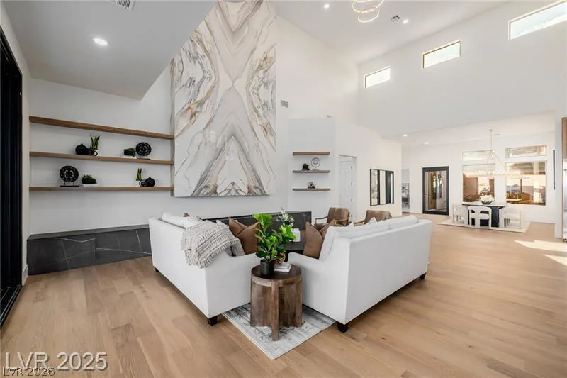 7682 Rafter, Las Vegas, NV 89139