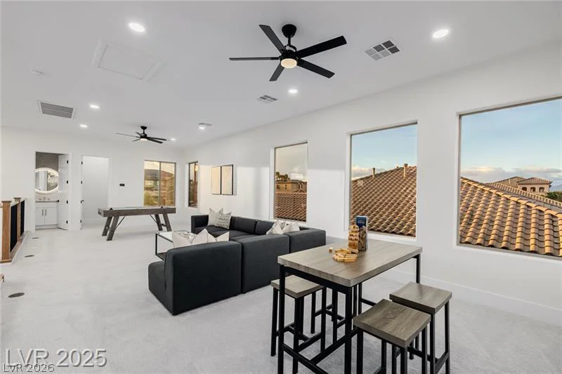 7682 Rafter, Las Vegas, NV 89139