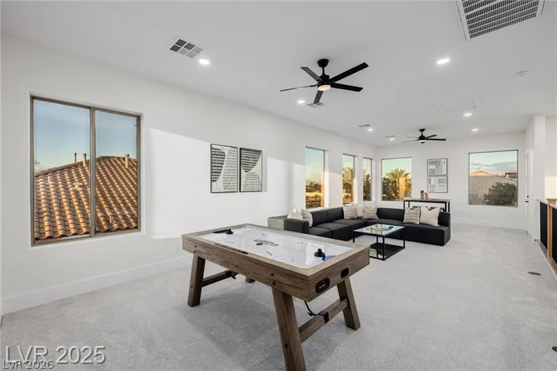 7682 Rafter, Las Vegas, NV 89139