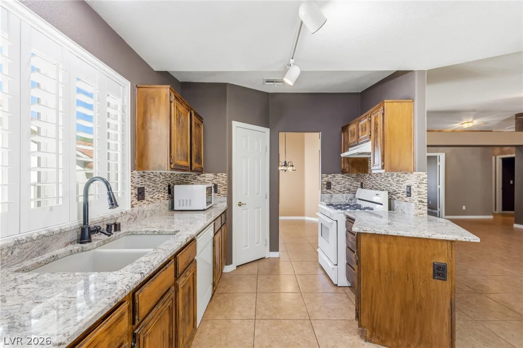 129 Lemongold, Henderson, NV 89012