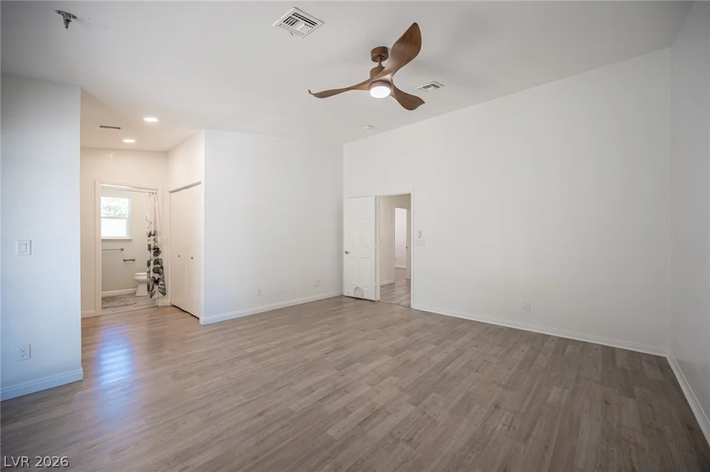 5717 Compton, Las Vegas, NV 89108