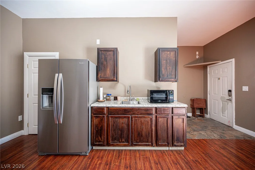 5717 Compton, Las Vegas, NV 89108