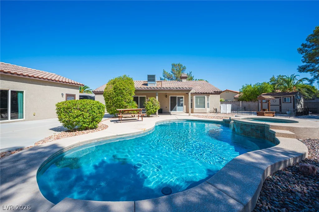 5717 Compton, Las Vegas, NV 89108