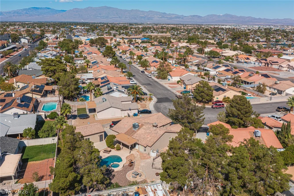 5717 Compton, Las Vegas, NV 89108