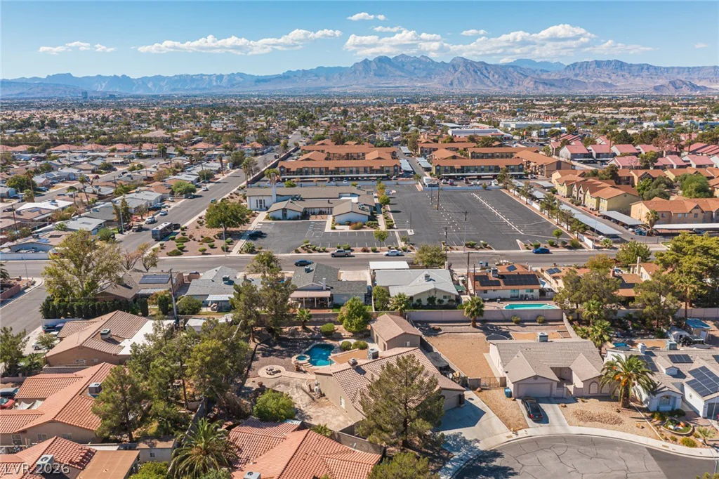 5717 Compton, Las Vegas, NV 89108