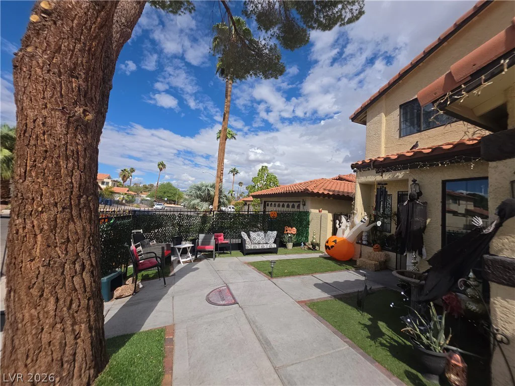 3940 Tudur, Las Vegas, NV 89119