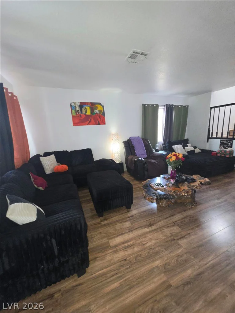 3940 Tudur, Las Vegas, NV 89119