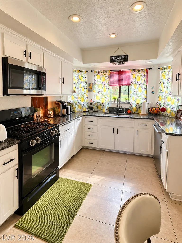 3940 Tudur, Las Vegas, NV 89119