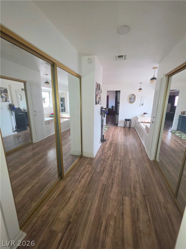 3940 Tudur, Las Vegas, NV 89119