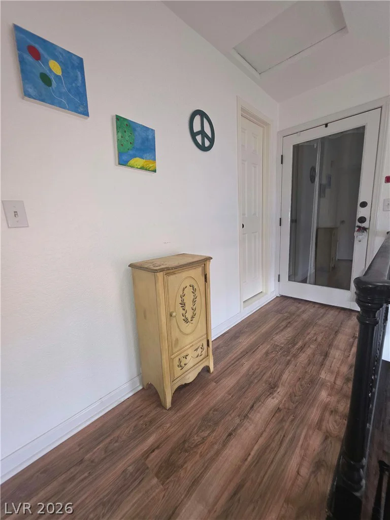 3940 Tudur, Las Vegas, NV 89119