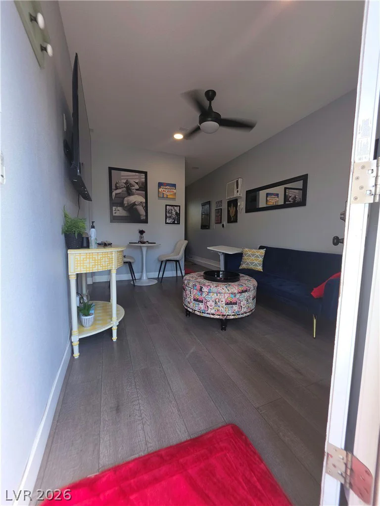 3940 Tudur, Las Vegas, NV 89119