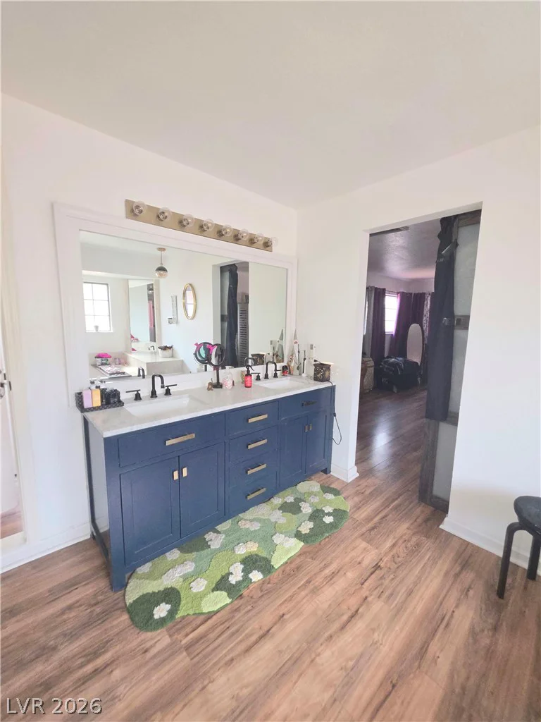 3940 Tudur, Las Vegas, NV 89119