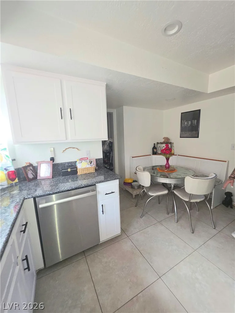 3940 Tudur, Las Vegas, NV 89119
