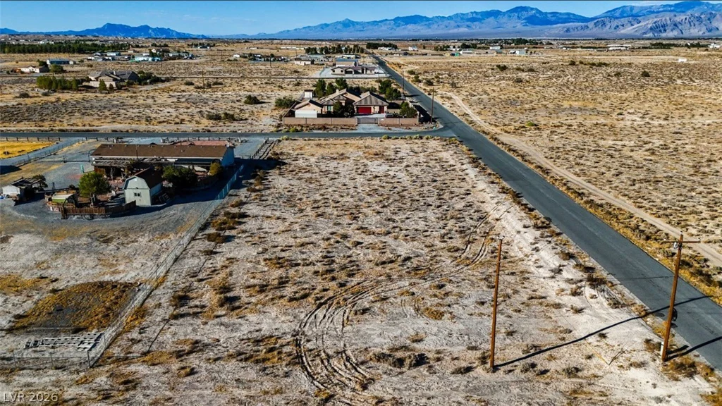 10410 Oakridge, Pahrump, NV 89048