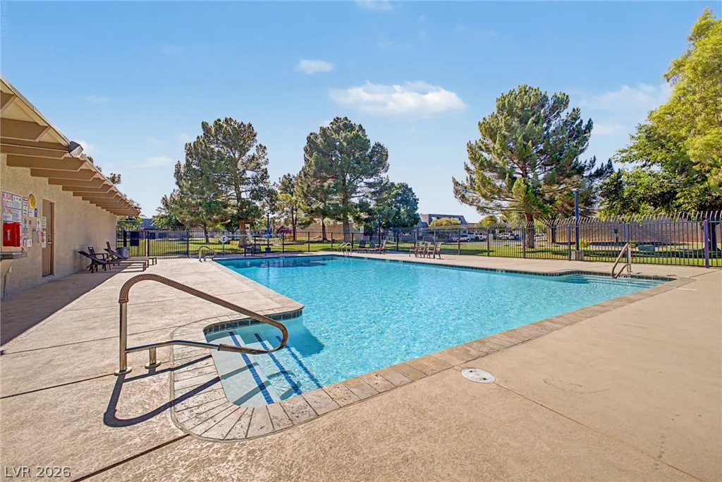 3537 Victory, Las Vegas, NV 89121